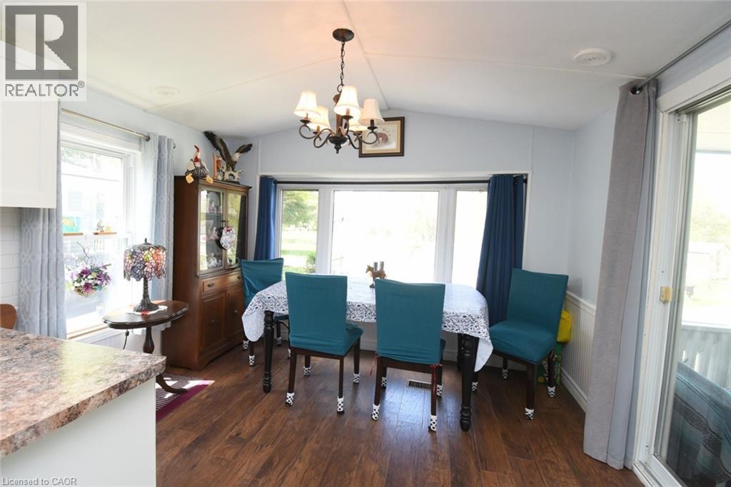 2490 Governors Road Unit# 5 Pondview Property Photo 12
