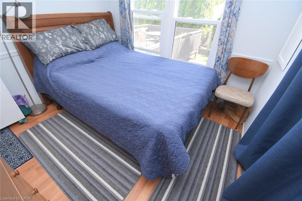 2490 Governors Road Unit# 5 Pondview Property Photo 17