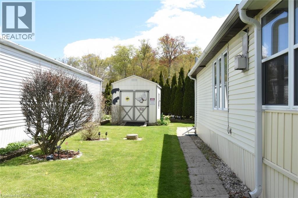 2490 Governors Road Unit# 5 Pondview Property Photo 27