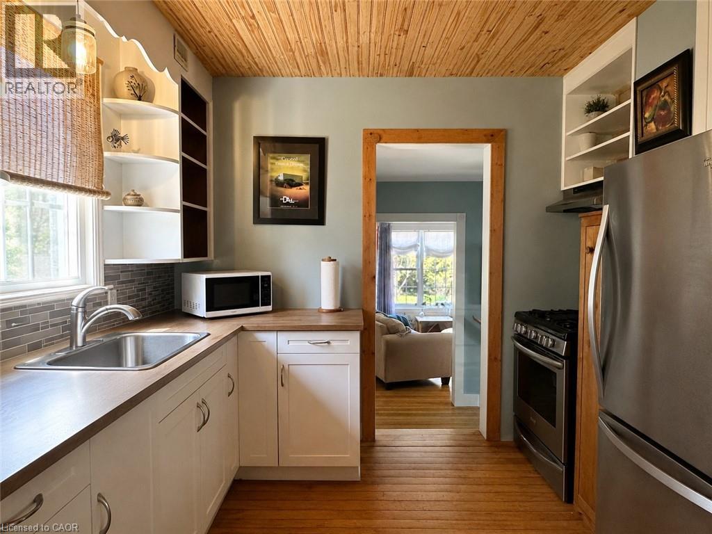 618 Pine Street Property Photo 13