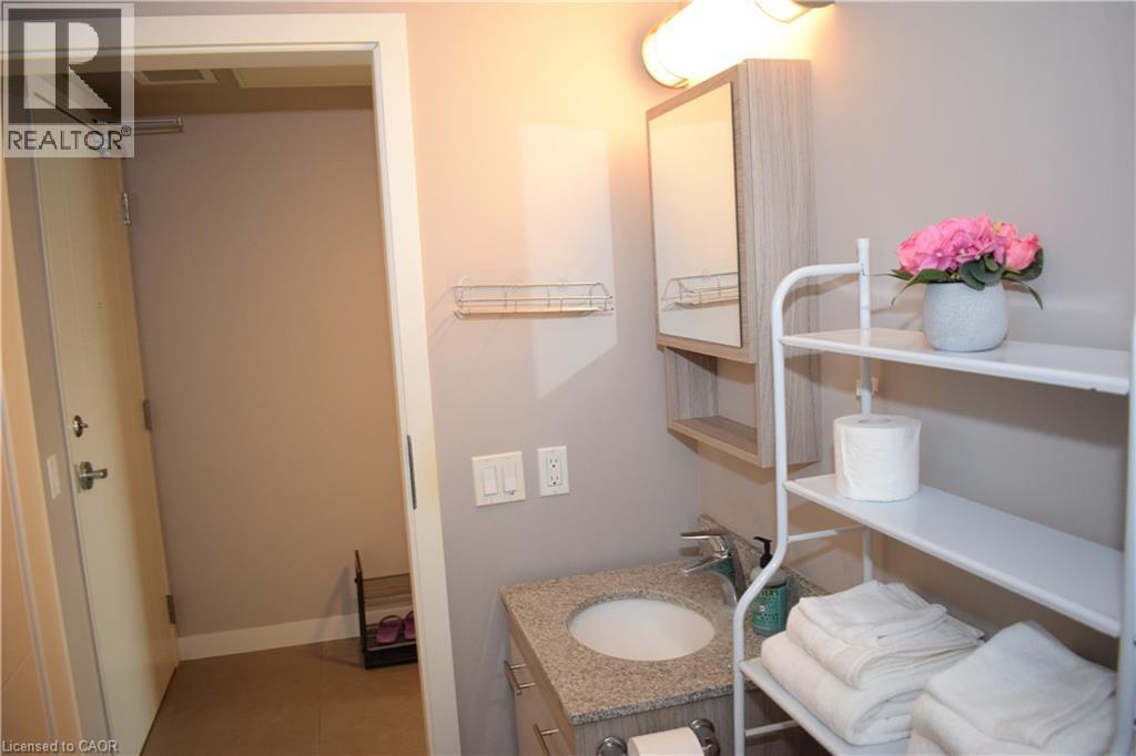 308 Lester Street Unit# 604 Property Photo 11