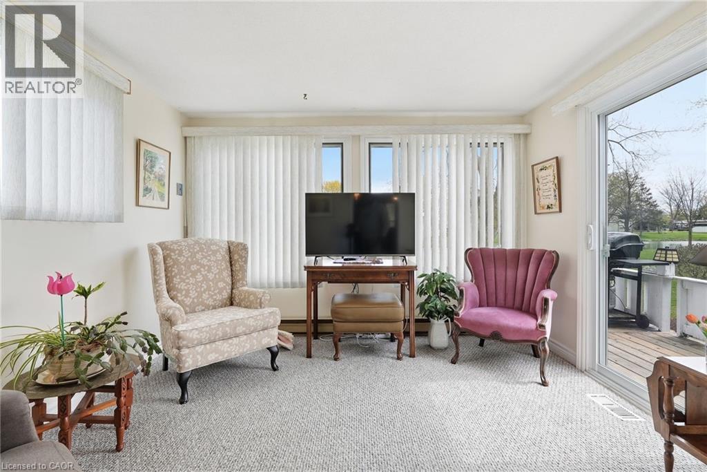 33 Fairview Crescent Property Photo 22