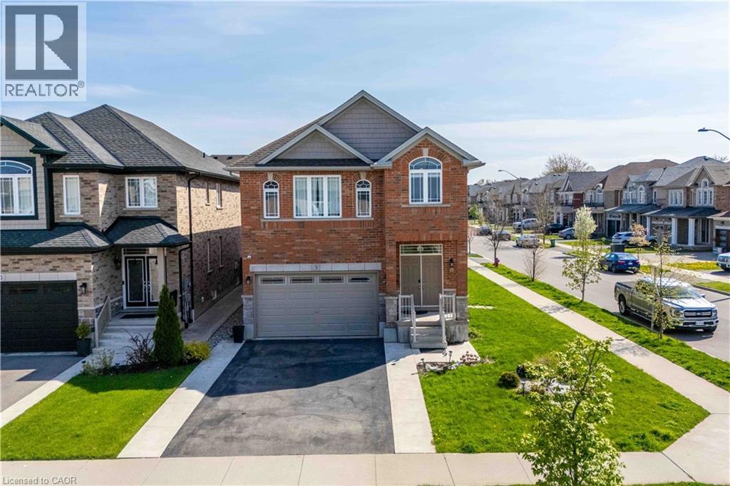 3 Narbonne Crescent Property Photo 1