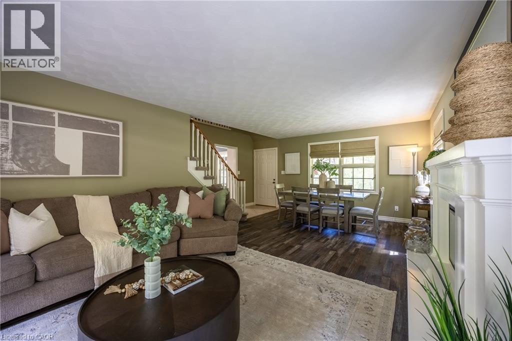 1 Bostwick Crescent Property Photo 12