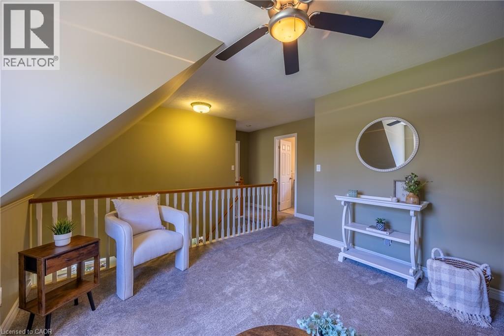 1 Bostwick Crescent Property Photo 16