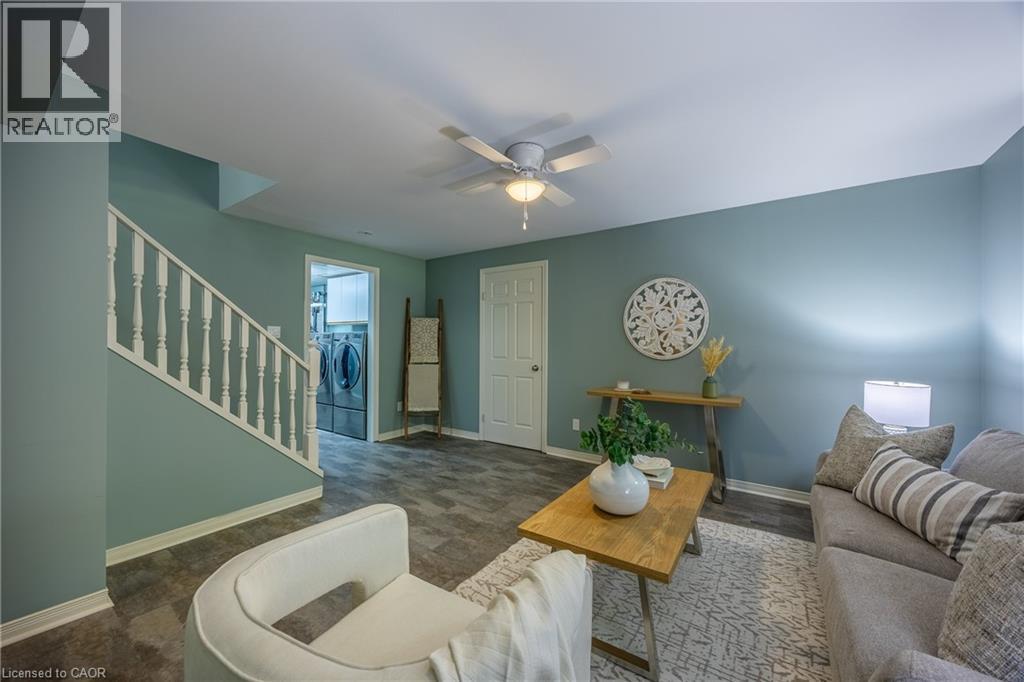 1 Bostwick Crescent Property Photo 25