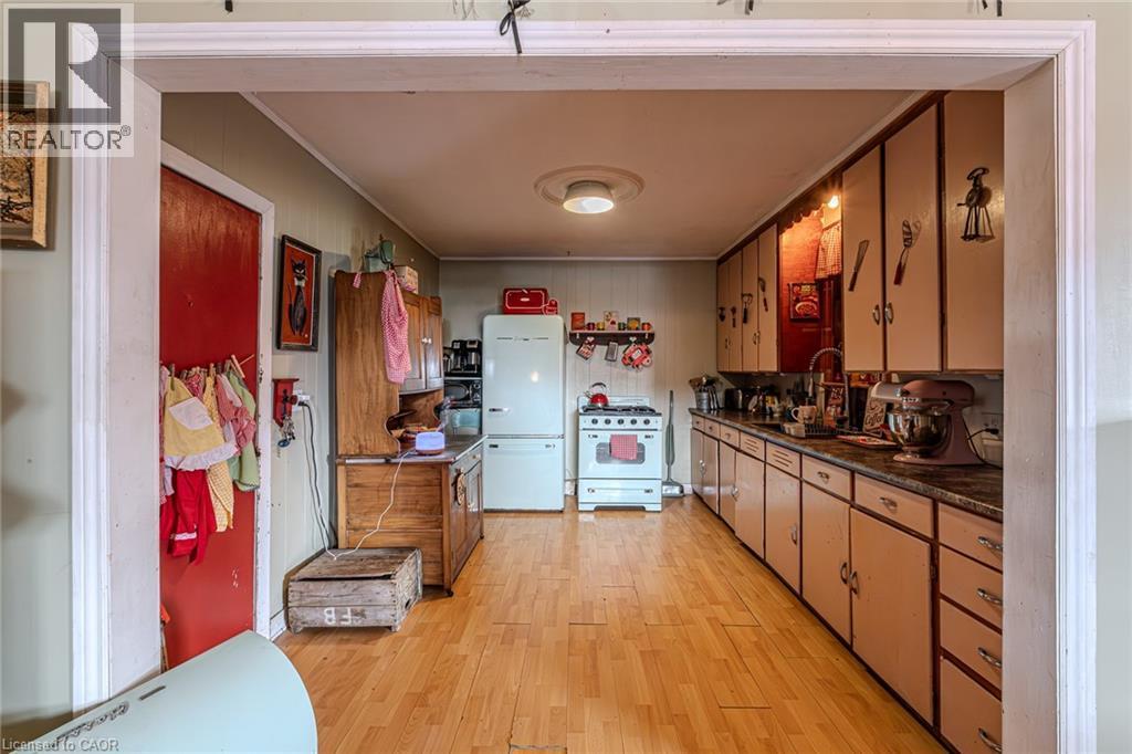 4 Albert Street Property Photo 25