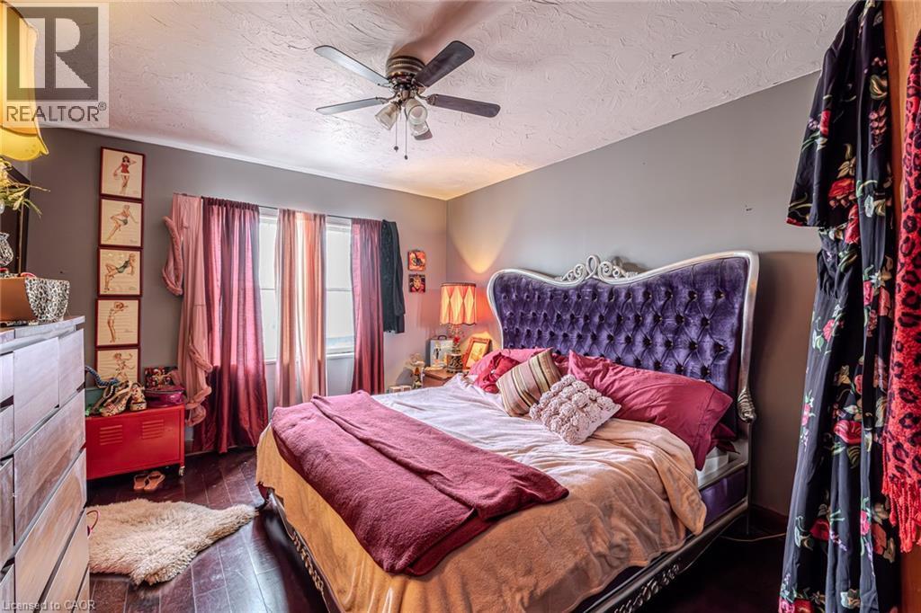 4 Albert Street Property Photo 30