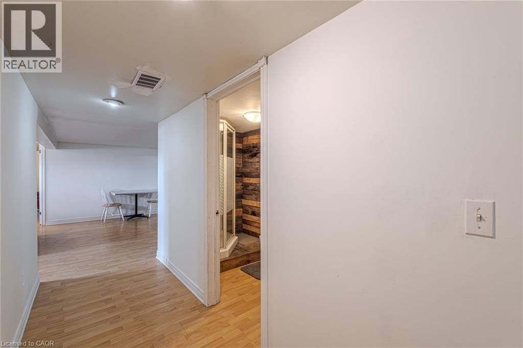 4 Albert Street Property Photo 36