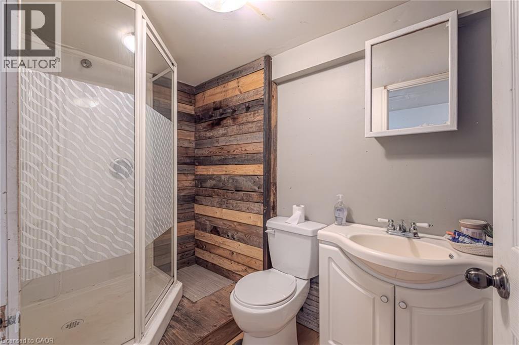 4 Albert Street Property Photo 37