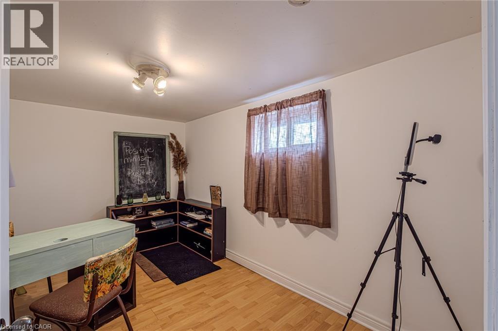 4 Albert Street Property Photo 40