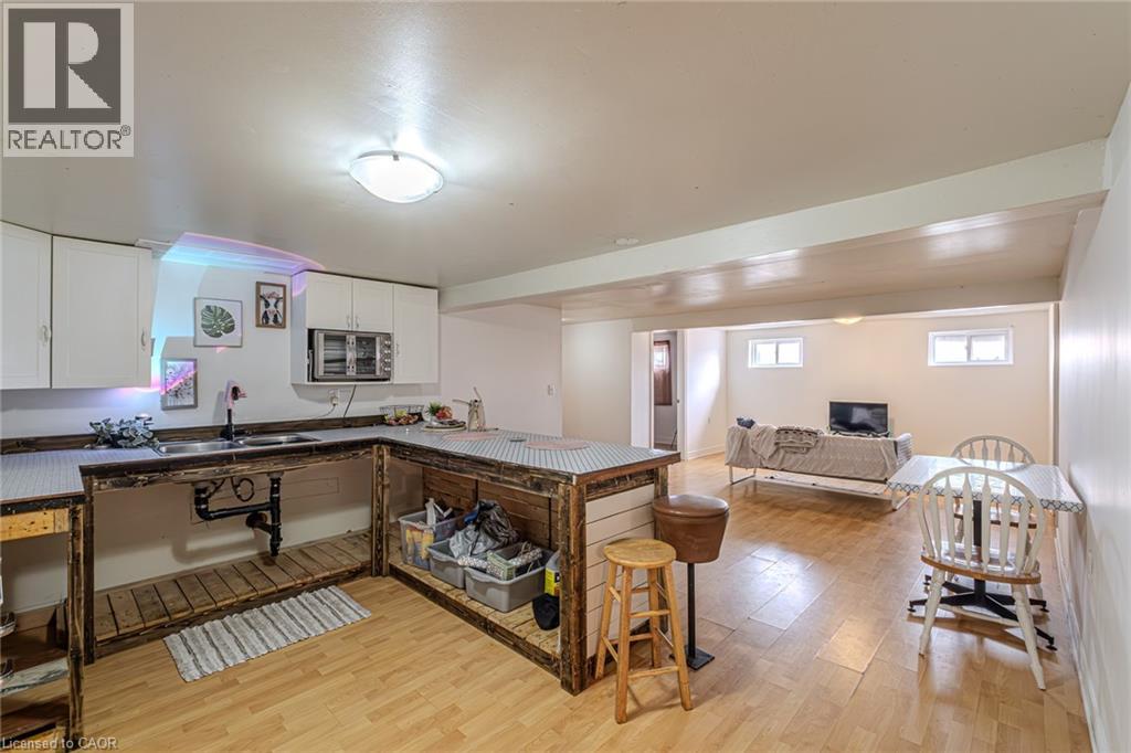 4 Albert Street Property Photo 45
