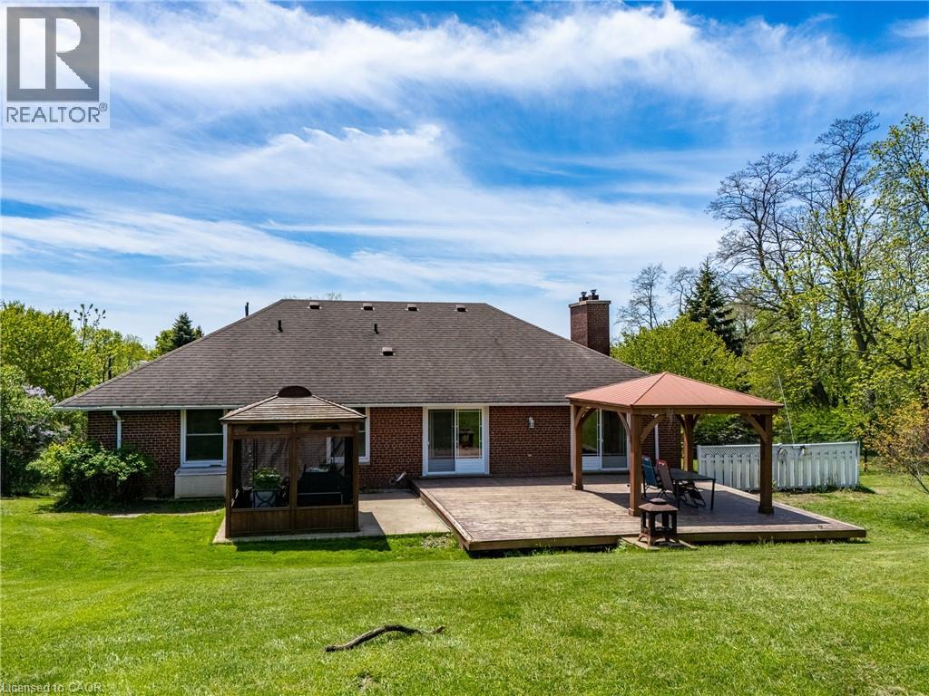 6 Dedrick Road Property Photo 10