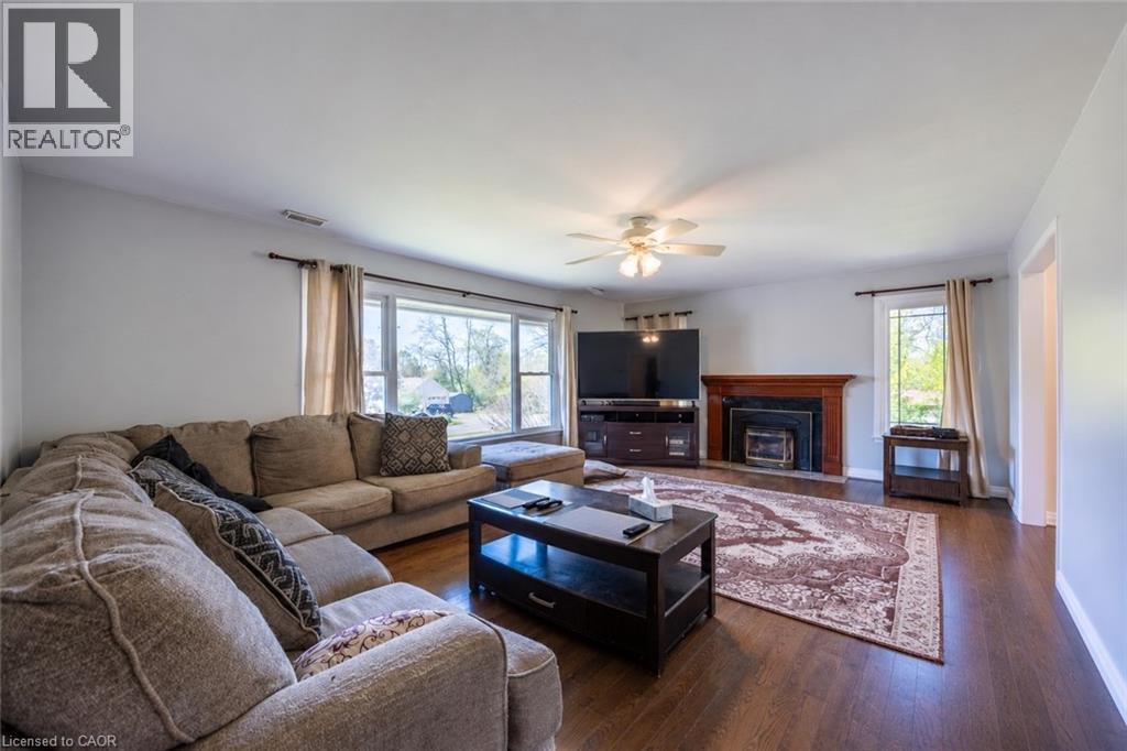 6 Dedrick Road Property Photo 15
