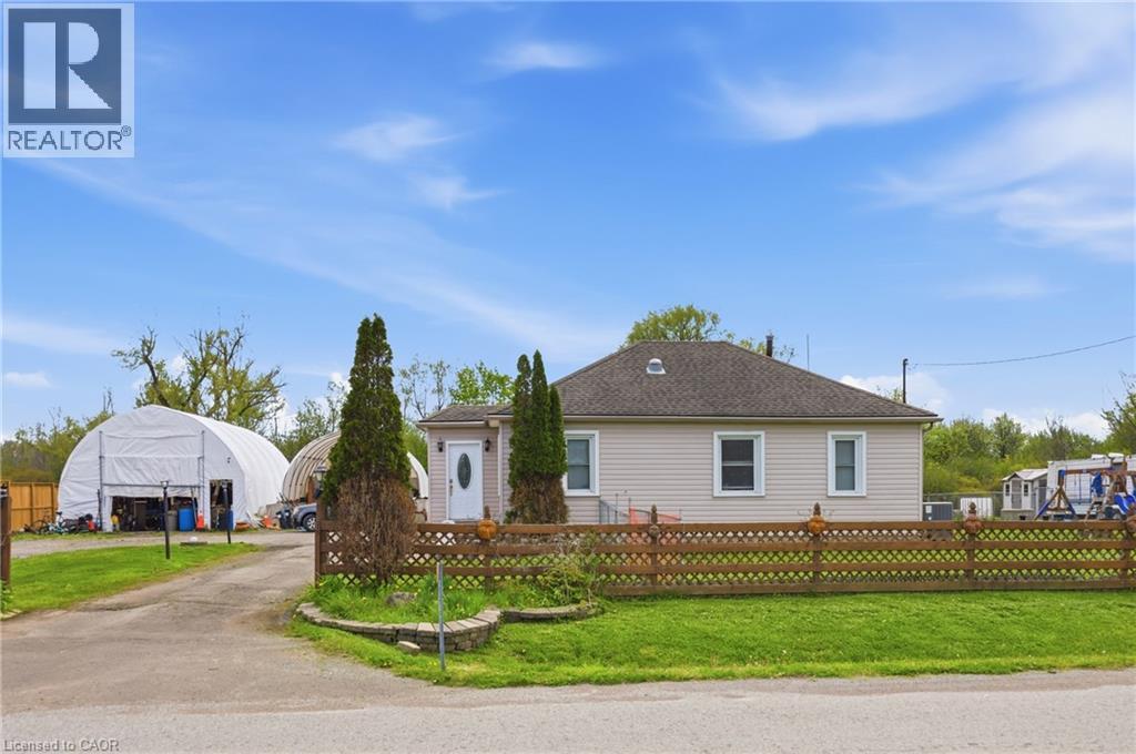 2934 BAKER Road Property Photo 1