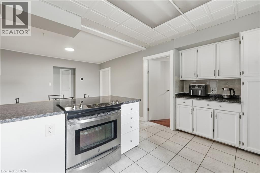 2934 Baker Road Property Photo 11