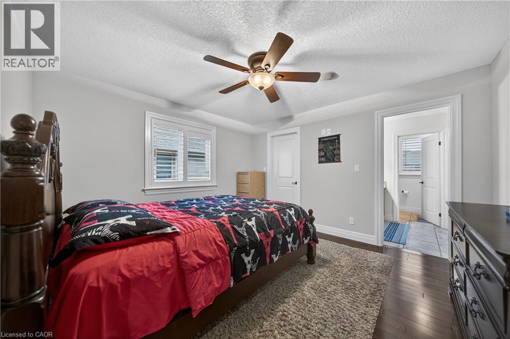 245 Joseph Schoerg Crescent Property Photo 33
