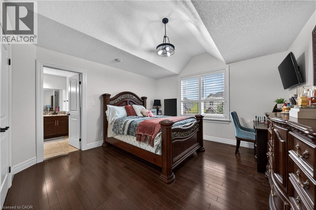 245 Joseph Schoerg Crescent Property Photo 34