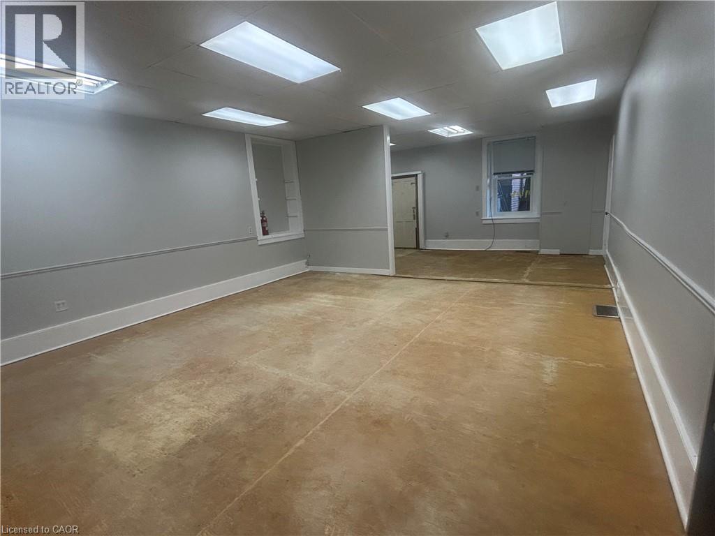 846 King Street E Property Photo 3
