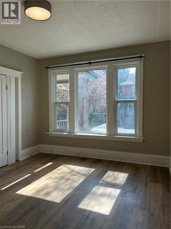 62 Barnesdale Avenue S Property Photo 2