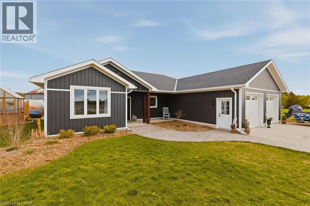 401372 Grey Rd 4 Property Photo 1