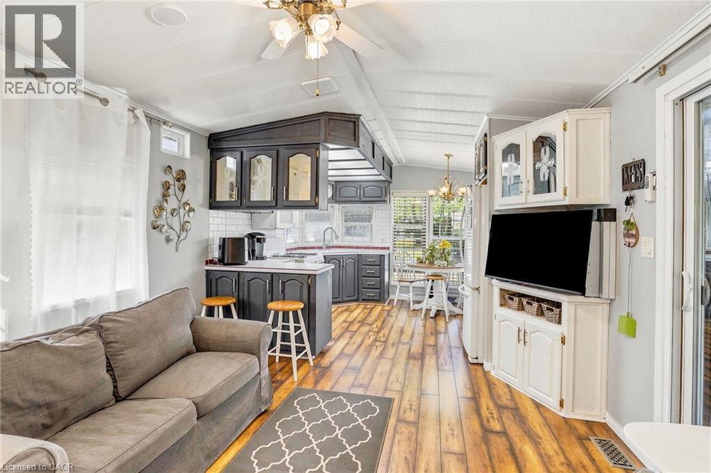 2490 Governors Road Unit# B34 Property Photo 7