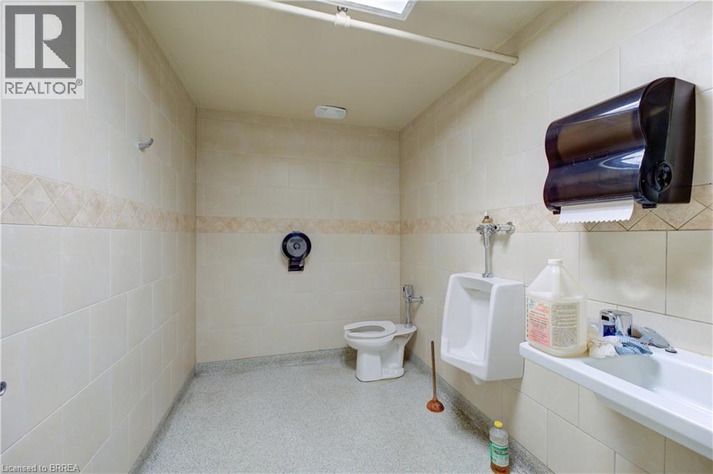36 Easton Road Property Photo 44