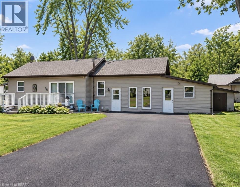 303 Cedar Drive Photo de la propriété 1