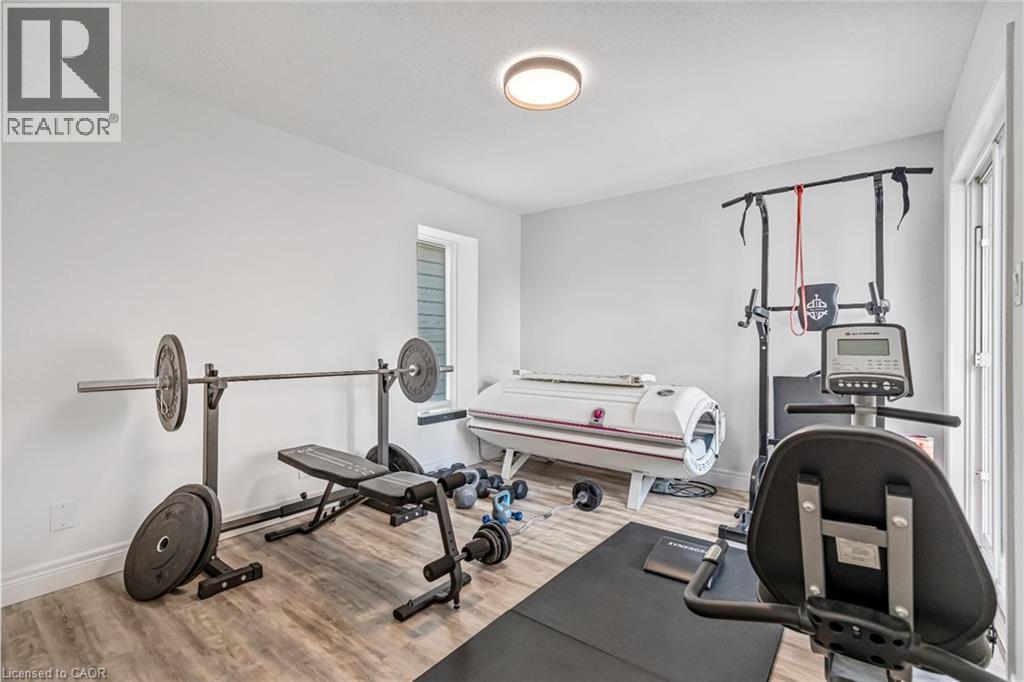 168 Carlton Street Property Photo 16