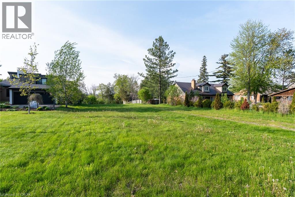 138 Riverbank Drive Property Photo 3