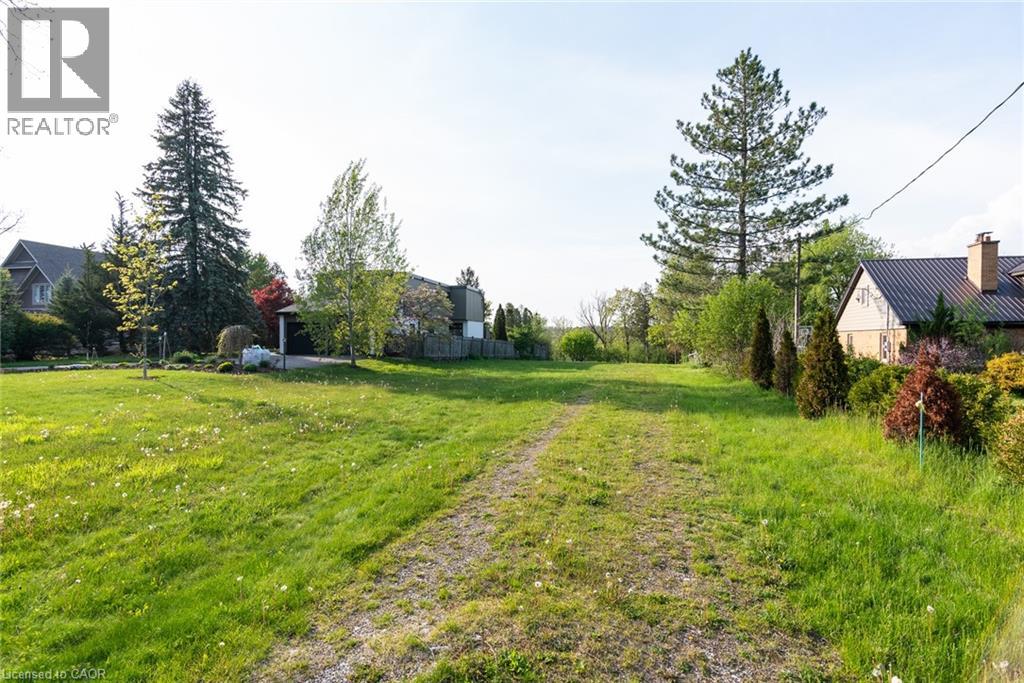 138 Riverbank Drive Property Photo 4