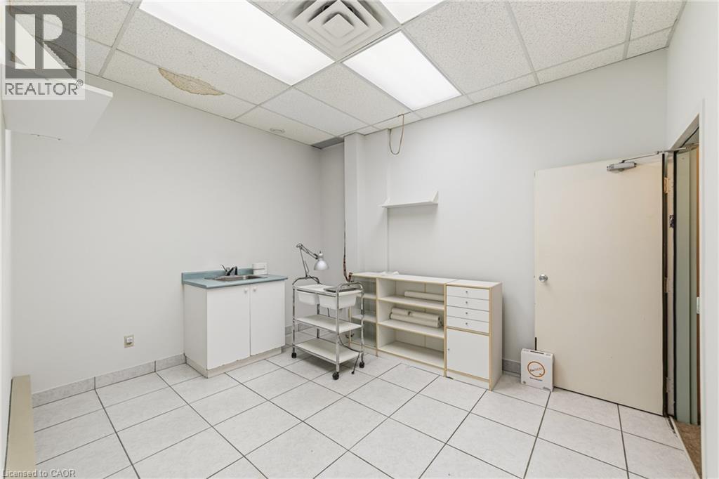 4136 Dundas Street W Property Photo 5