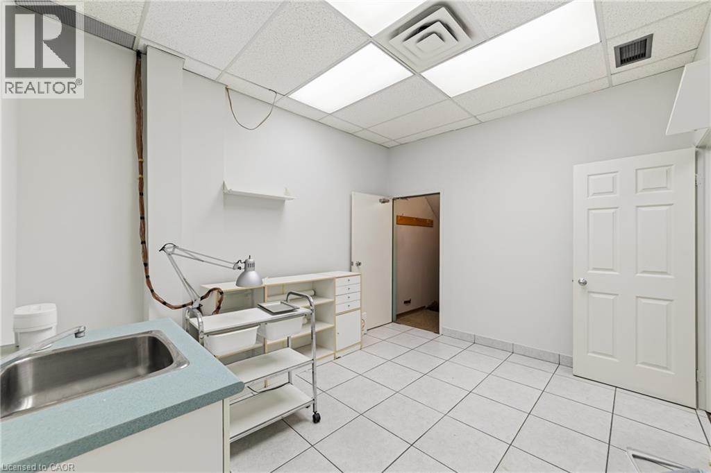 4136 Dundas Street W Property Photo 6