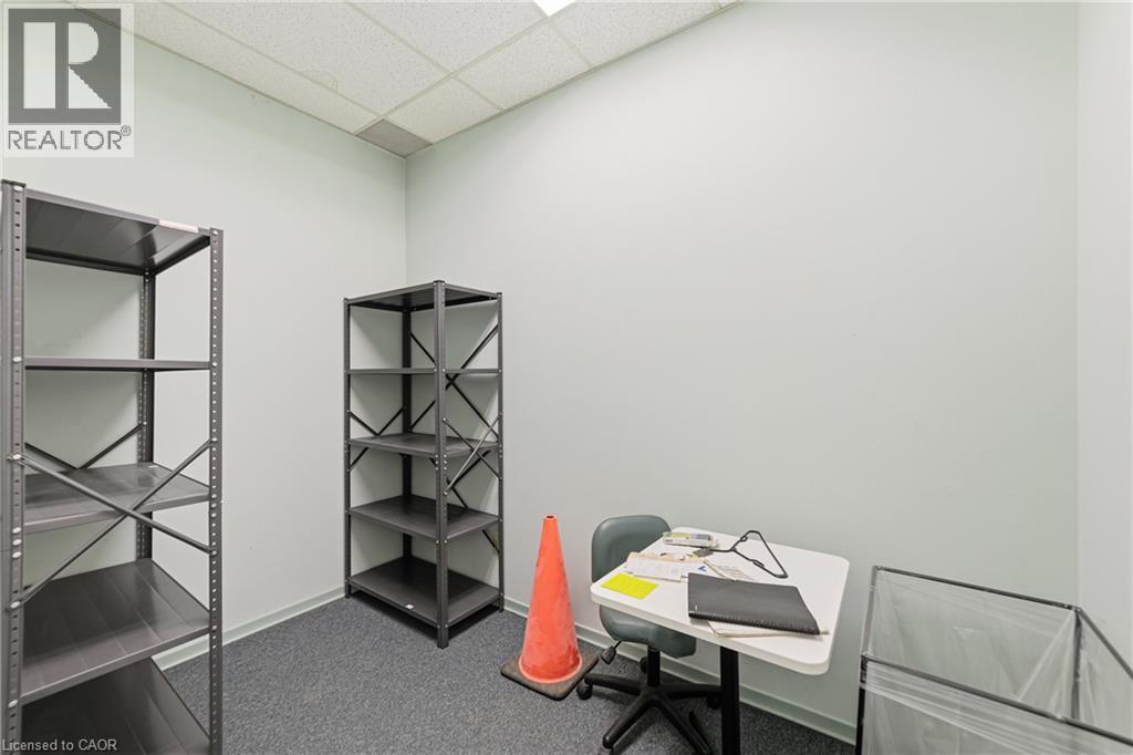 4136 Dundas Street W Property Photo 12