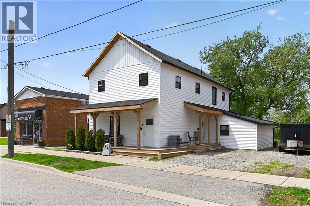 27 Cayuga Street N Property Photo 44