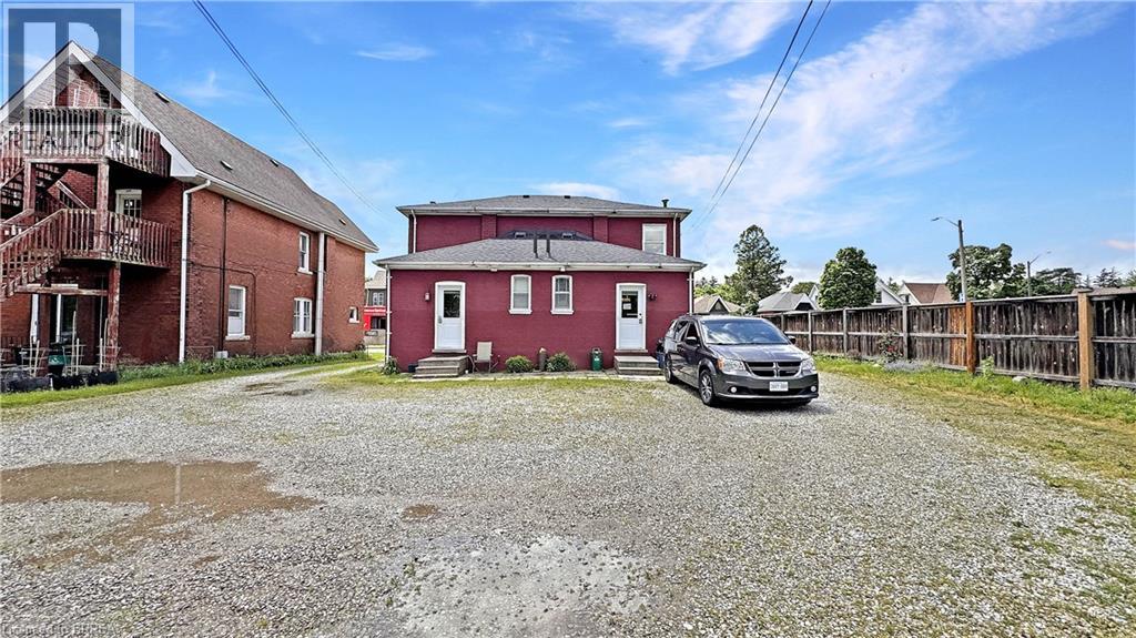 275 Brant Avenue Property Photo 3