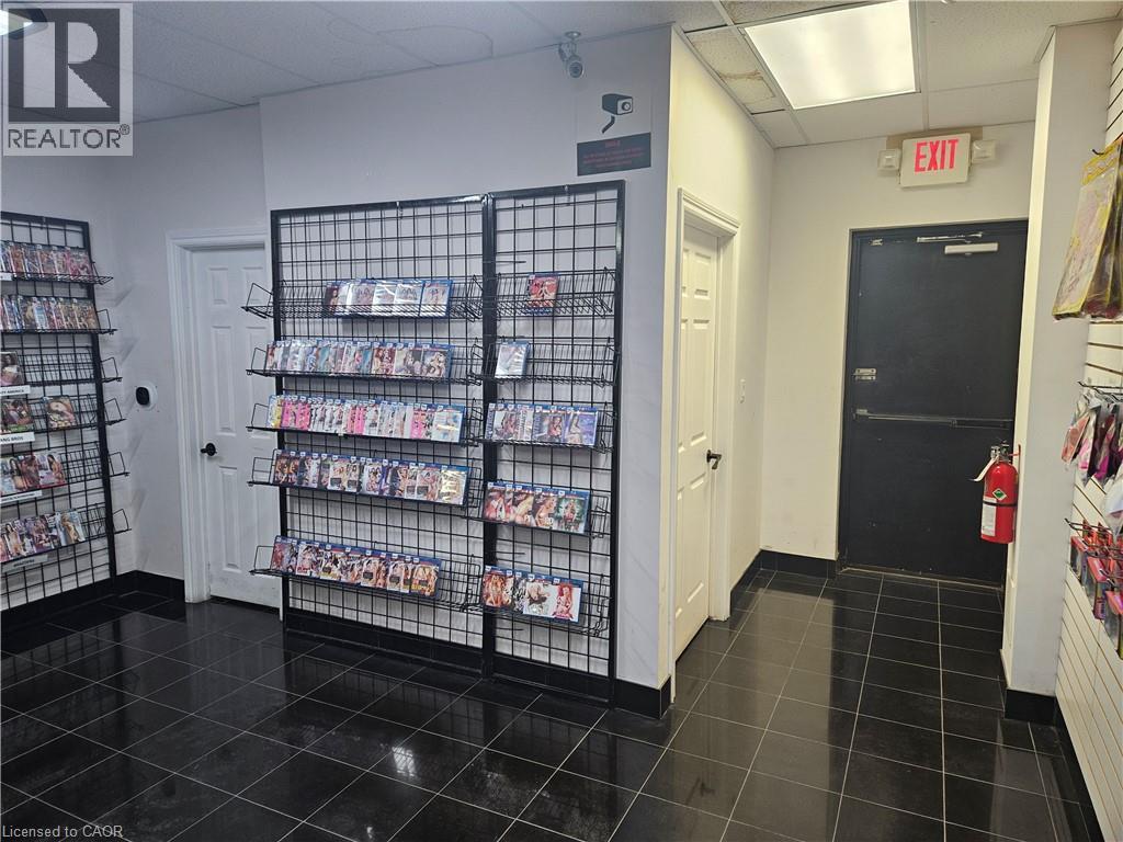 6580 Lundy's Lane Property Photo 1