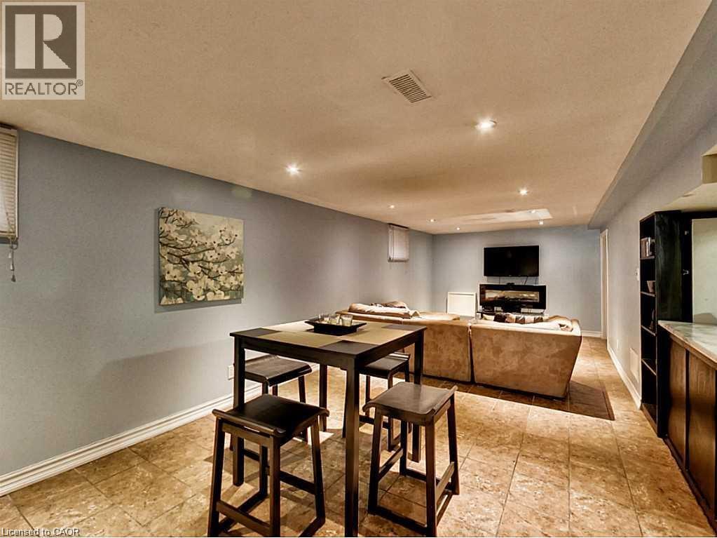 96 Manning Avenue Property Photo 13