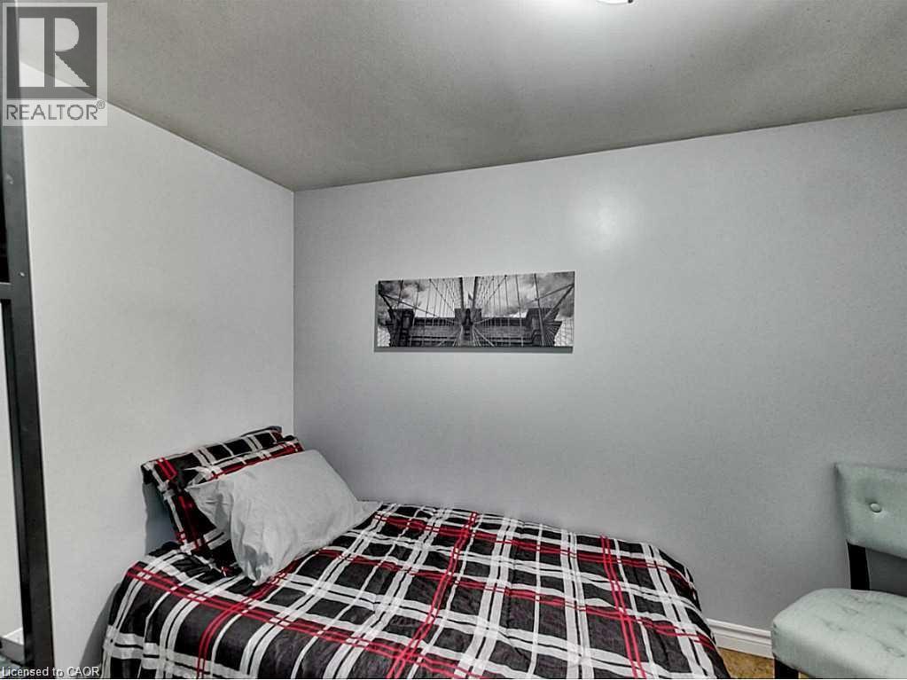 96 Manning Avenue Property Photo 21