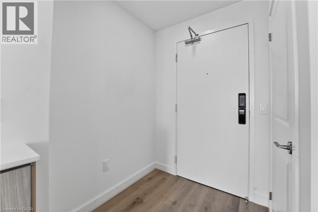 461 Green Road Unit# 901 Property Photo 4