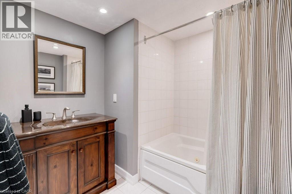 100 Bronte Road Unit# 214 Property Photo 19