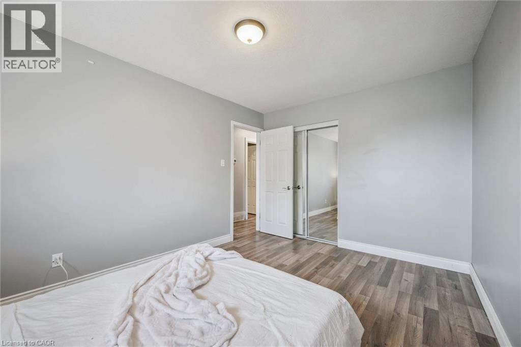 27 Vicmount Drive Property Photo 17