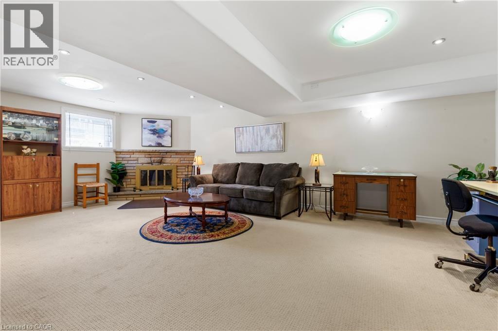 58 Centennial Parkway S Property Photo 29
