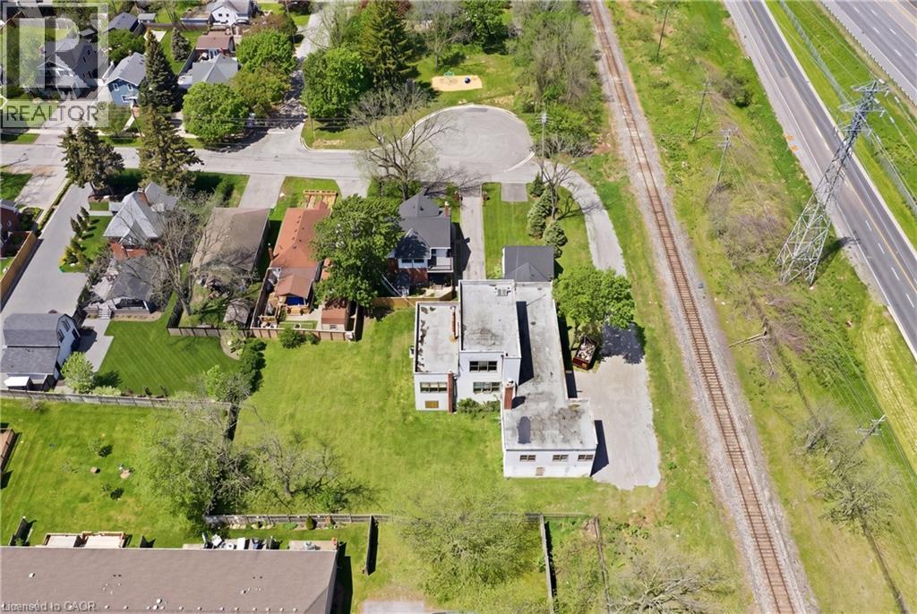 50-52 & 54 Park Road N Property Photo 21