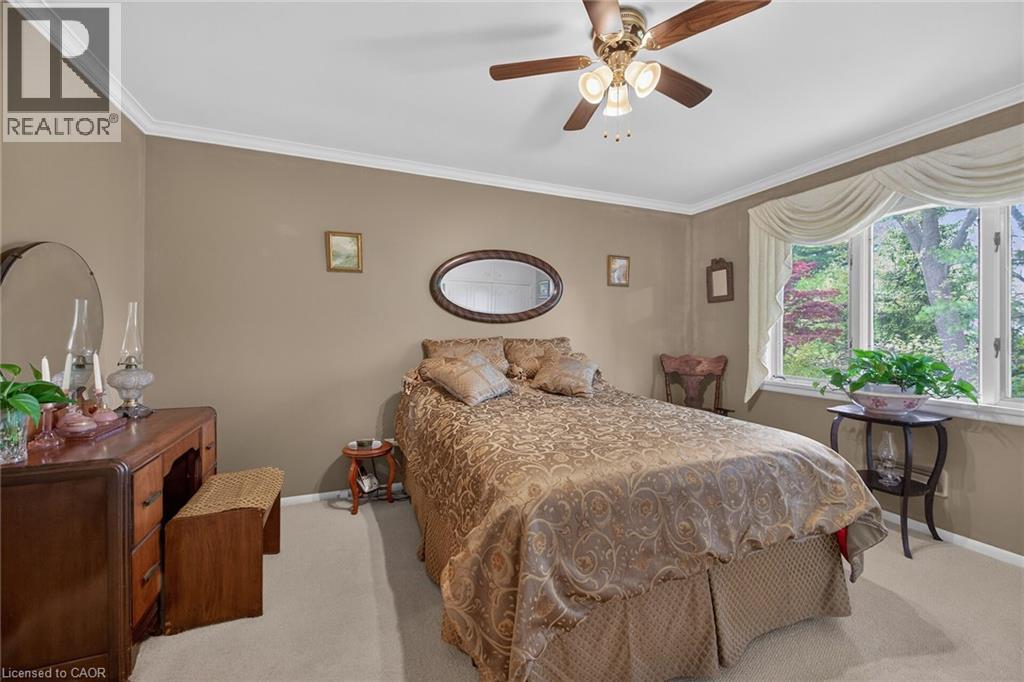 2 Summit Circle Property Photo 23