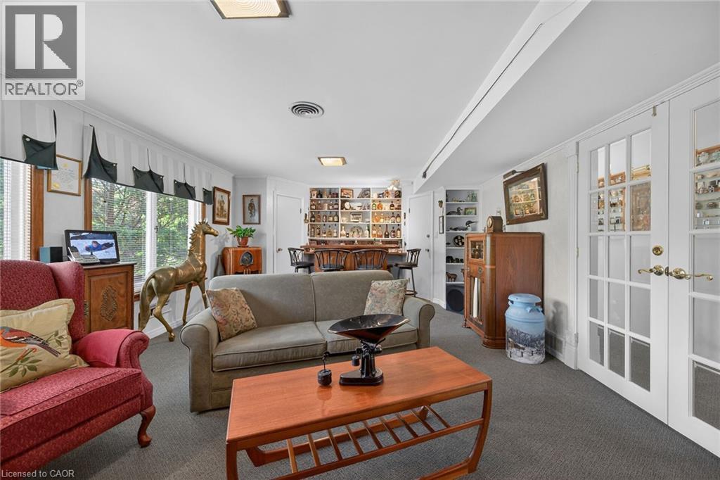 2 Summit Circle Property Photo 36