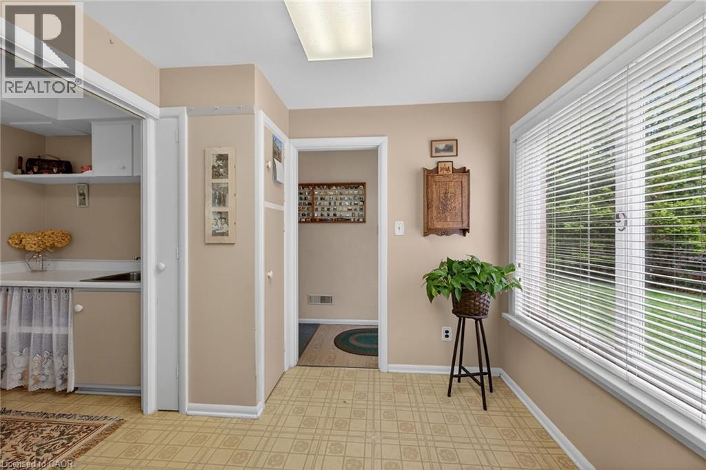 2 Summit Circle Property Photo 39