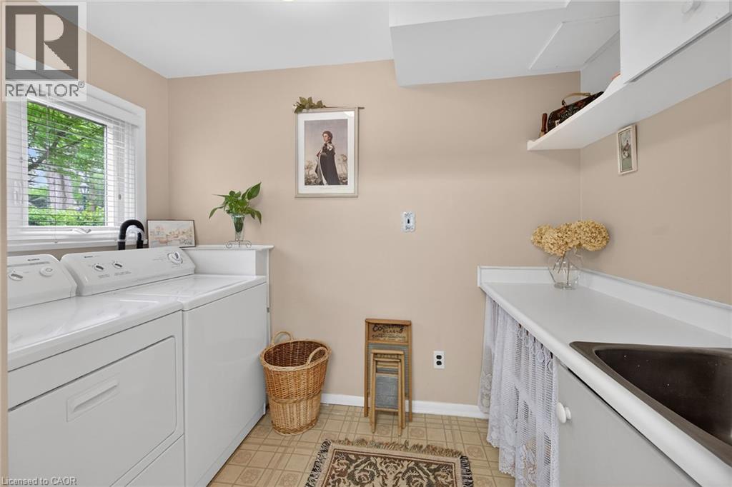 2 Summit Circle Property Photo 40