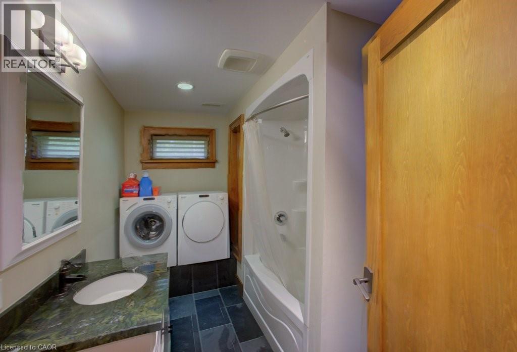 8429 Poplar Sideroad Property Photo 40