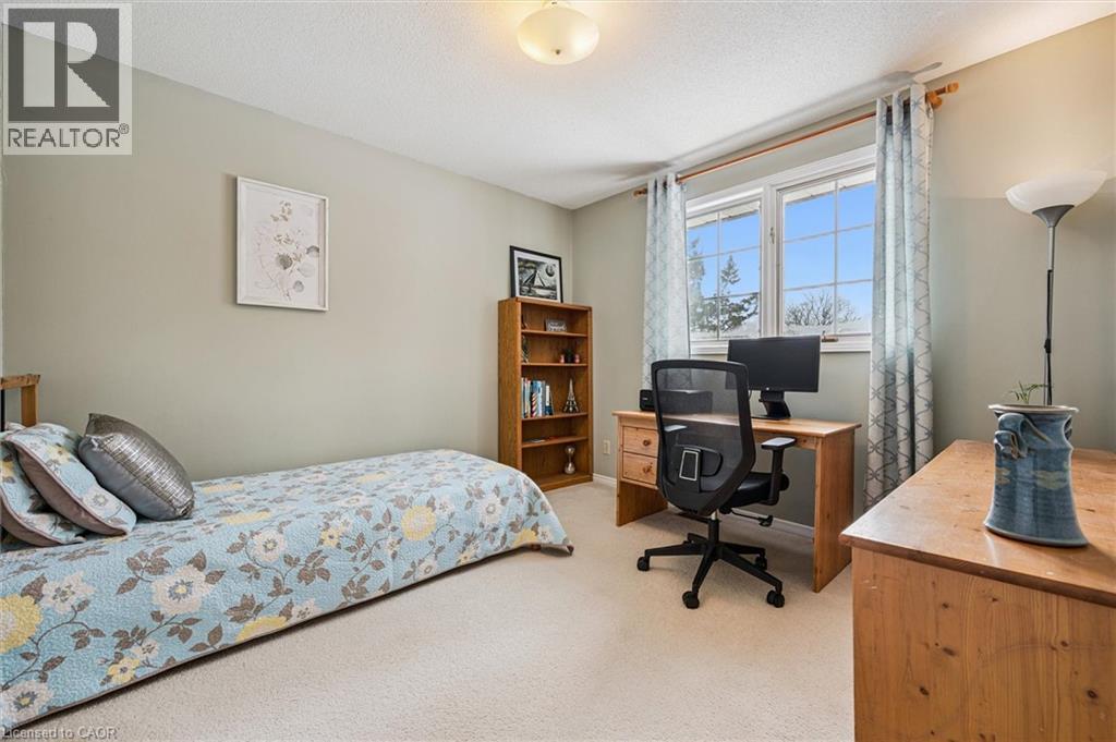 488 Heather Hill Place Property Photo 24